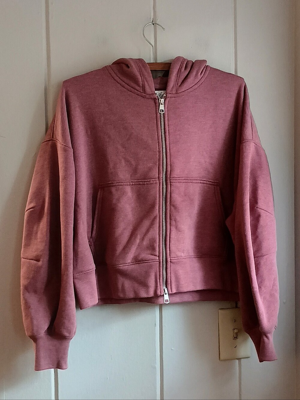 American Eagle Cropped Hoodie
